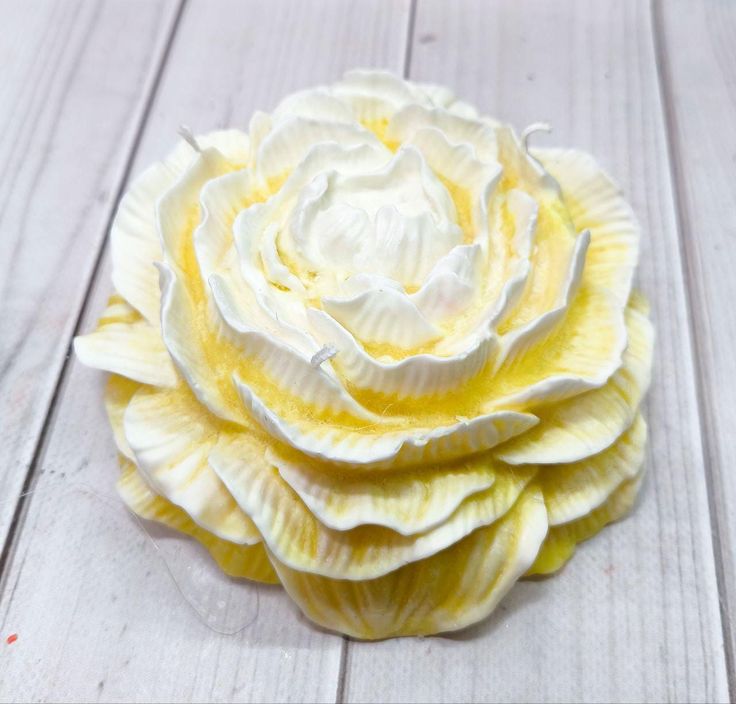Grace in Bloom Candle